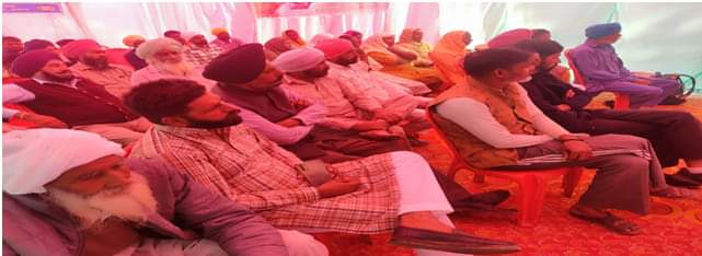 ਡੇਅਰੀ ਵਿਕਾਸ ਵਿਭਾਗ ਨੇ ਪਿੰਡ ਢੁੱਡੀ ਵਿਖੇ ਦੁੱਧ ਉਤਪਾਦਕ ਜਾਗਰੂਕਤਾ ਕੈਂਪ ਲਾਇਆ