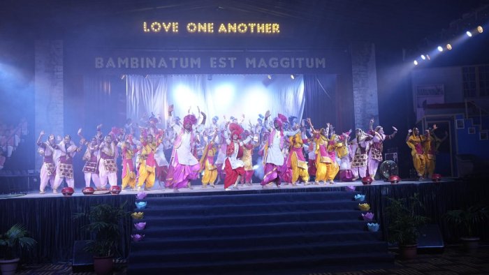 ਧੂਮ ਧਾਮ ਨਾਲ ਹੋਇਆ ਸੇਂਟ ਜ਼ੇਵੀਅਰਜ਼ ਸਕੂਲ ਵਿੱਚ ਸਲਾਨਾ ਸਮਾਗਮ