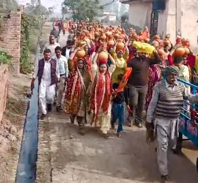 ਸ੍ਰੀ ਮਦ ਭਾਗਵਤ ਕਥਾ ਗਿਆਨ ਯੱਗ ਮੌਕੇ ਕੱਢੀ ਕਲਸ਼ ਯਾਤਰਾ