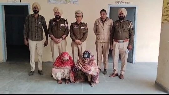 ਕਲਯੁੱਗੀ ਪਤਨੀ ਨੇ ਆਪਣੇ ਦੋਸਤ ਨਾਲ ਮਿਲ ਕੇ ਪਤੀ ਦਾ ਕਤਲ ਕਰਕੇ ਲਾਸ਼ ਨੂੰ ਟੋਏ ਵਿੱਚ ਦੱਬਿਆ