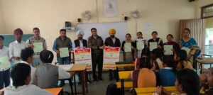 ਪੇਟ ਦੇ ਕੀੜ੍ਹਿਆ ਦੀ ਦਵਾਈ ਦੇਣ ਦਾ ਟਿੱਚਾ