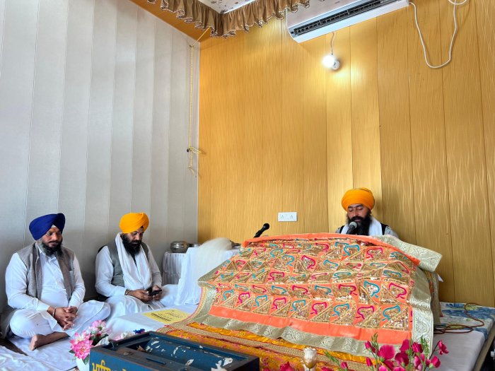 The Ninth Guru, Sri Guru Tegh Bahadur Ji, Set a Unique Example for All Religions – Bachiwind