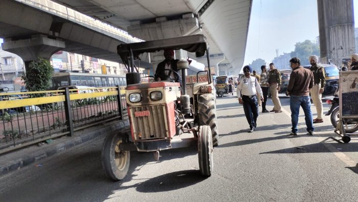 ਹੁਣ ਬੱਸ ਸਟੈਂਡ ਦੇ ਆਲੇ-ਦੁਆਲੇ ਨਹੀਂ ਲੱਗੇਗਾ ਜਾਮ, ਟ੍ਰੈਫਿਕ ਪੁਲਸ ਨੇ ਕਰ ਦਿੱਤੇ ਬੱਸਾਂ ਦੇ ਰੂਟ ਤੈਅ 