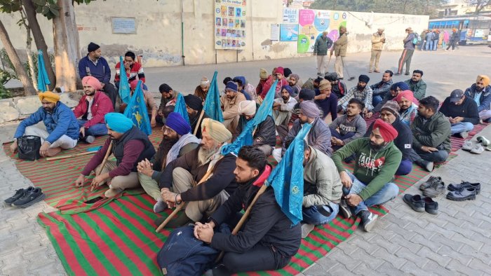 ਪੰਜਾਬ ਦੇ ਨਾਲ ਲਗਦੇ ਸੂਬਿਆਂ ਦੀ ਤਰਜ਼ ਤੇ ਟਰਾਂਸਪੋਰਟ ਦੇ ਕੱਚੇ ਮੁਲਾਜ਼ਮਾਂ ਨੂੰ ਪੱਕਾ ਕਰੇ ਪੰਜਾਬ ਸਰਕਾਰ -ਸੰਦੀਪ ਸਿੰਘ ਗਰੇਵਾਲ