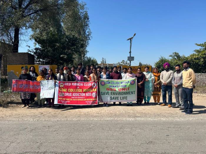 ਸੀ.ਜੀ.ਐਮ. ਕਾਲਜ ਮੋਹਲਾਂ ਦੇ ਵਿਦਿਆਰਥੀਆਂ ਵੱਲੋਂ ਨਸ਼ਿਆਂ ਖਿਲਾਫ ਜਾਗਰੂਕਤਾ ਰੈਲੀ ਕੱਢੀ ਗਈ।