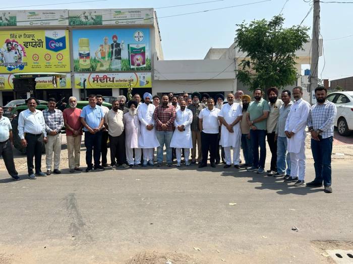 ਕਣਕ ਦੇ ਸੀਜਨ ਨੂੰ ਲੈ ਕੇ ਆੜ੍ਹਤੀਏ ਭਾਈਚਾਰੇ ਦੀ ਹੋਈ ਵਿਸ਼ੇਸ਼ ਮੀਟਿੰਗ