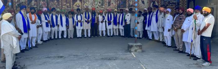 ਕਿਸਾਨਾਂ ਮਜ਼ਦੂਰਾਂ ਦੀ ਵੱਡੀ ਲਾਮਬੰਦੀ ਲਈ ਜੋਨ ਸੈਣ ਭਗਤ ਜੀ ਦੀ ਜੋਨ ਪੱਧਰੀ ਮੀਟਿੰਗ ਪਿੰਡ ਚੀਮਾ ਖੁਰਦ ਵਿਖੇ ਹੋਈ।