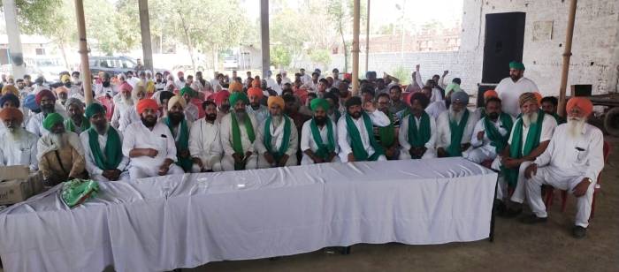 *ਕਿਸਾਨ ਨੌਜਵਾਨ ਸੰਘਰਸ਼ ਕਮੇਟੀ ਦਾ ਜ਼ਿਲ੍ਹਾ ਪ੍ਰਧਾਨ ਟੈਣੀ ਵਡਾਲਾ ਸਾਥੀਆਂ ਸਮੇਤ ਬੀਕੇਯੂ ਸਿੱਧੂਪੁਰ ਜਥੇਬੰਦੀ ਵਿੱਚ ਸ਼ਾਮਿਲ*