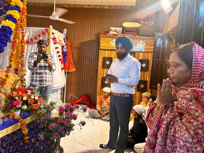 ਮੰਤਰੀ ਡਾ. ਬਲਜੀਤ ਕੌਰ ਨੇ ਵਿਸਾਖੀ ਮੌਕੇ ਦਿੱਤੀਆਂ ਵਧਾਈਆਂ, ਗੁਰਦੁਆਰਾ ਸ੍ਰੀ ਚਰਨ ਕਮਲ ਭੋਰਾ ਸਾਹਿਬ ਦਾਨੇਵਾਲਾ ਵਿਖੇ ਹੋਏ ਨਤਮਸਤਕ
