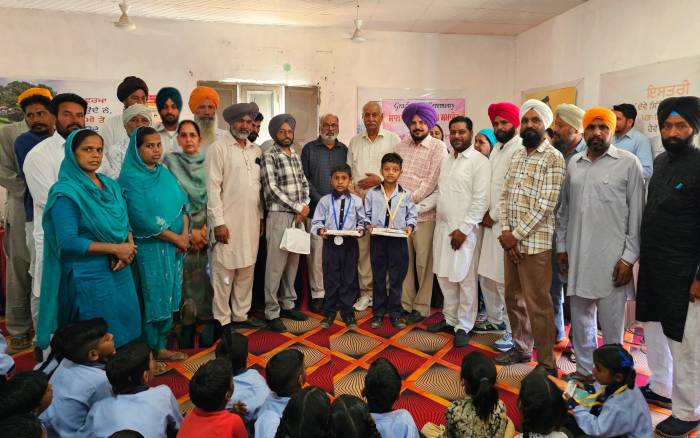 ਮਾਸਟਰ ਪ੍ਰੀਤਮ ਦੇਵ ਸਮਾਜ ਭਲਾਈ ਕਮੇਟੀ ਰਾਏਧਰਾਣਾ ਵੱਲੋਂ ਲਗਾਇਆ ਗਿਆ ਸਟੇਸ਼ਨਰੀ ਕੈਂਪ