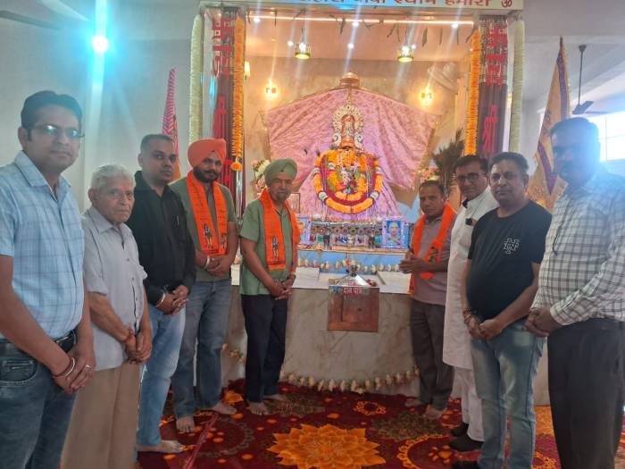 ਭਗਵਾਨ ਸ਼੍ਰੀ ਰਾਮ ਦੇ ਜੀਵਨ ਤੋਂ ਸਾਨੂੰ ਸੱਚ ਦੇ ਮਾਰਗ ‘ਤੇ ਚੱਲਣ  ਦੀ ਸਿੱਖਿਆ ਮਿਲਦੀ- ਨਿਰਮਲ ਸਿੰਘ, ਰਾਜੇਸ਼ ਸਿੰਗਲਾ