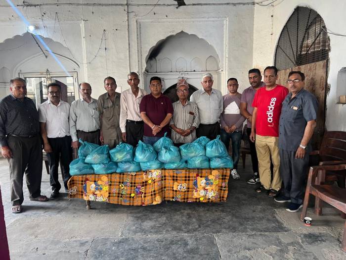 The 28th free ration distribution event was organized by Bahawalpur Mahasangh.