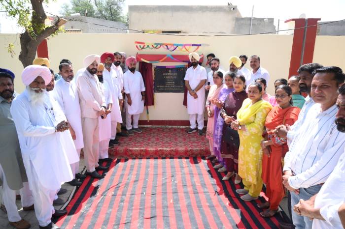 ਹਲਕਾ ਵਿਧਾਇਕ ਗਿੱਦੜਬਾਹਾ ਵੱਲੋਂ ਪਿੰਡ ਭਾਰੂ ਅਤੇ ਮਧੀਰ ਵਿਖੇ ‘ਪੰਜਾਬ ਸਿੱਖਿਆ ਕ੍ਰਾਂਤੀ’ ਮੁਹਿੰਮ ਅਧੀਨ ਕੰਮਾਂ ਦੀ ਸ਼ੁਰੂਆਤ