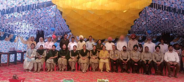 ਪੀ. ਐਮ.ਸ੍ਰੀ ਯੋਜਨਾ ਅਧੀਨ ਆਉਣ ਦੀ ਖੁਸ਼ੀ ਵਿੱਚ ਸਕੂਲ ਵਿੱਚ ਸੱਭਿਆਚਾਰਕ ਅਤੇ ਇਨਾਮ ਵੰਡ ਸਮਾਰੋਹ