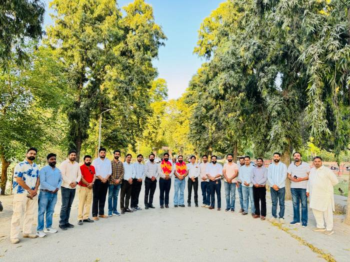 ਪ੍ਰਾਇਮਰੀ ਸਿੱਖਿਆ ਸੰਬੰਧੀ ਫਿਨਲੈਂਡ ਤੋਂ ਟ੍ਰੇਨਿੰਗ ਲੈ ਕੇ ਪਰਤੇ ਅਧਿਆਪਕਾ ਸਪਰਜਨ ਜੌਨ ਬਖਸ਼ਿੰਦਰਜੀਤ ਸਿੰਘ ਦਾ ਸਨਮਾਨ