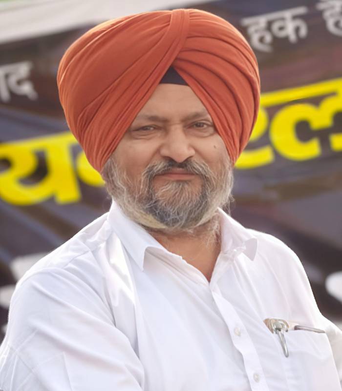 ਰਿਕਾਰਡ ਉਤਪਾਦਨ ਕਰਨ ਵਾਲੀ ਕੋਚ ਫੈਕਟਰੀ ਵਿੱਚ ਇਪੋਕਸੀ ਪੇਂਟ ਨਾ ਹੋਣ ਕਾਰਨ ਉਤਪਾਦਨ ਰੁਕਿਆ