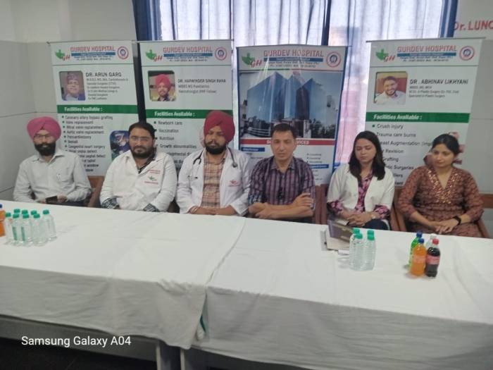 ਉਚ ਜੋਖ਼ਮ ਵਾਲੇ ਮਰੀਜ਼ਾ ਨੂੰ ਹੁਣ ਬਾਹਰ ਜਾਣ ਦੀ ਜਰੂਰਤ ਨਹੀ : ਡਾ ਗੁਰਦੇਵ