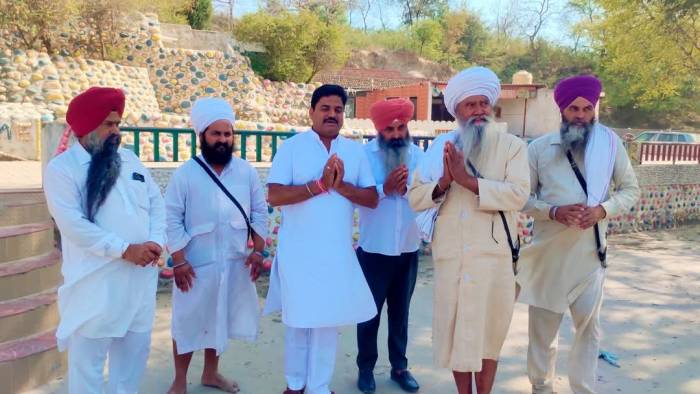 ਵਿਸਾਖੀ ਤੋਂ ਬਾਅਦ ਅਨੰਦਪੁਰ ਸਾਹਿਬ ਗੜ ਸ਼ੰਕਰ ਮਾਰਗ ਤੇ ਤੀਜੇ ਗੇੜ  ਵਿਚ ਪ੍ਰੀਮਿਕਸ ਪਾਉਣ ਦਾ ਕੰਮ ਸ਼ੁਰੂ ਹੋਵੇਗਾ।