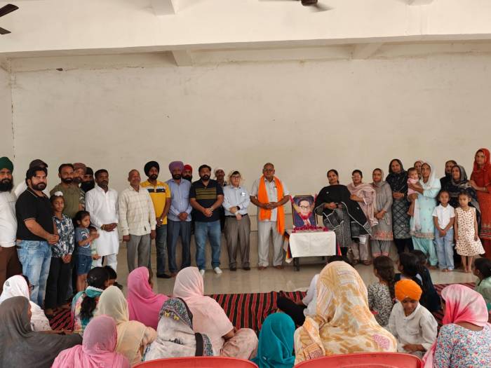 ਪਿੰਡ ਚੌਤਾ ਵਿਖੇ ਬਾਬਾ ਸਾਹਿਬ ਡਾਕਟਰ ਭੀਮ ਰਾਓ ਅੰਬੇਦਕਰ ਜੀ ਦਾ ਜਨਮ ਦਿਨ ਮਨਾਇਆ ਗਿਆ