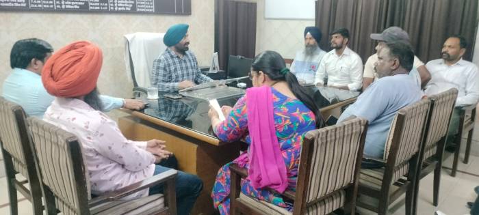 ਆਉਂਦੇ ਦਿਨਾਂ ਅੰਦਰ ਦਫ਼ਤਰੀ ਤੇ ਸਫਾਈ ਦਾ ਕੰਮ ਹੋਵੇਗਾ ਮੁਕੰਮਲ ਤੌਰ ਤੇ ਬੰਦ:: ਪ੍ਰਧਾਨ ਅਰੁਣ ਗਿੱਲ