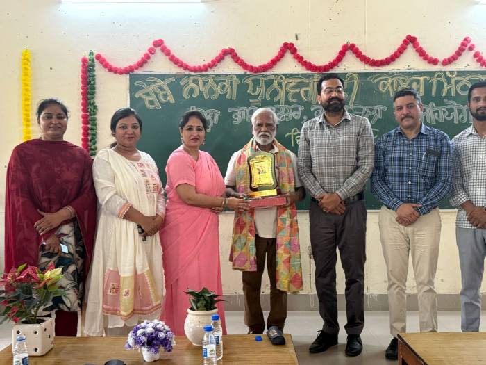 ਭਾਸ਼ਾ ਵਿਭਾਗ ਵੱਲੋਂ ਮਿੱਠੜਾ ਕਾਲਜ ਵਿਖੇ  ਕਰਵਾਇਆ ਵਿਸ਼ੇਸ਼ ਭਾਸ਼ਣ