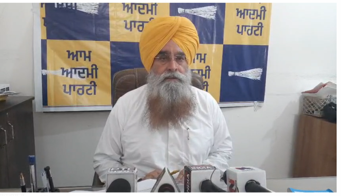 ‘ਆਪ’ ਸਰਕਾਰ ਕੈਬਿਨਟ ਵਿੱਚ ਐੱਸ.ਸੀ. ਭਾਈਚਾਰੇ ਨਾਲ ਸੰਬਧਤ 6 ਮੰਤਰੀ, ਐਡਵੋਕੇਟ ਜਨਰਲ ਦੇ ਦਫ਼ਤਰ ਵਿਚ ਰਾਖਵਾਂਕਰਨ ਕਰਕੇ ਬਾਬਾ ਸਾਹਿਬ ਦੇ ਸੁਪਨੇ ਨੂੰ ਕਰ ਰਹੀ ਹੈ ਸਾਕਾਰ, ਮੰਤਰੀ ਗੁਰਮੀਤ ਸਿੰਘ ਖੁੱਡੀਆਂ —- ਅਨੁਸੂਚਿਤ ਜਾਤੀ ਨਾਲ ਸਬੰਧਿਤ ਵਿਦਿਆਰਥੀਆਂ ਨੂੰ ਐੱਸ ਸੀ ਸਕਾਲਰਸ਼ਿਪ ਦਾ ਲਾਭ