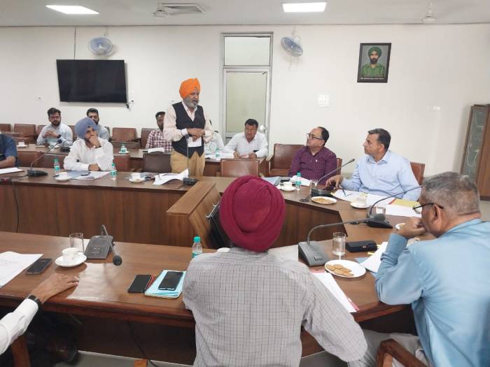 ਜਿਲ੍ਹਾ ਸੈਨਿਕ ਬੋਰਡ ਦੀ ਮੀਟਿੰਗ ਵਧੀਕ ਡਿਪਟੀ ਕਮਿਸ਼ਨਰ ਦੀ ਪ੍ਰਧਾਨਗੀ ਹੇਠ ਹੋਈ