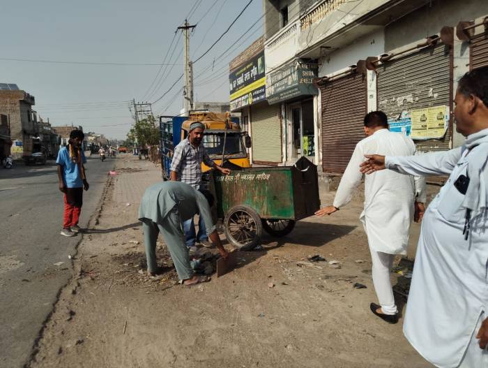 ਸ੍ਰੀ ਮੁਕਤਸਰ ਸਾਹਿਬ ਸ਼ਹਿਰ ਵਿੱਚ ਚਲਾਈ ਜਾ ਰਹੀ ਹੈ ਸਪੈਸ਼ਲ ਸਫਾਈ ਮੁਹਿੰਮ – ਕਾਰਜ ਸਾਧਕ ਅਫਸਰ