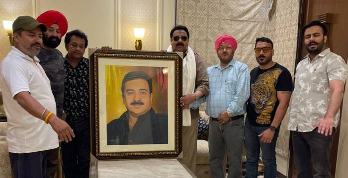 ਰਾਜਪਾਲ ਸੁਲਤਾਨ ਇੰਟਰਨੈਸ਼ਨਲ ਗੈਲਰੀ ਵੱਲੋਂ ਸੰਜੀਵ ਅਰੋੜਾ ਦਾ ਸਨਮਾਨ