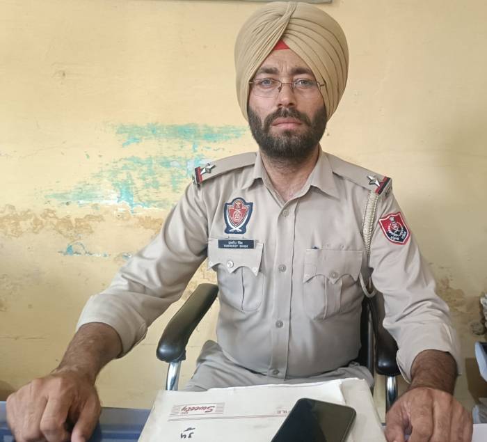 ਬਹਿਲੋਲਪੁਰ ਚੌਂਕੀ ਦੇ ਇੰਚਾਰਜ ਨੇ ਯੁੱਧ ਨਸ਼ਿਆਂ ਵਿਰੁੱਧ ਮੁਹਿੰਮ ਨੂੰ ਲੈ ਕੇ ਲੋਕਾਂ ਨੂੰ ਕੀਤੀ ਅਪੀਲ 