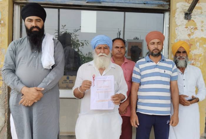 ਝੂਠੇ ਨਰੇਗਾ ਜੋਬ ਕਾਰਡ ਵਿਦੇਸ਼ੀ ਪਰਿਵਾਰਾਂ ਨਾਲ ਸੰਬੰਧਿਤ  ਬਣਾਉਣ ਤੇ ਸਰਪੰਚ ਕਲੇਰ ਉੱਪਰ ਲੱਗੇ ਦੋਸ਼