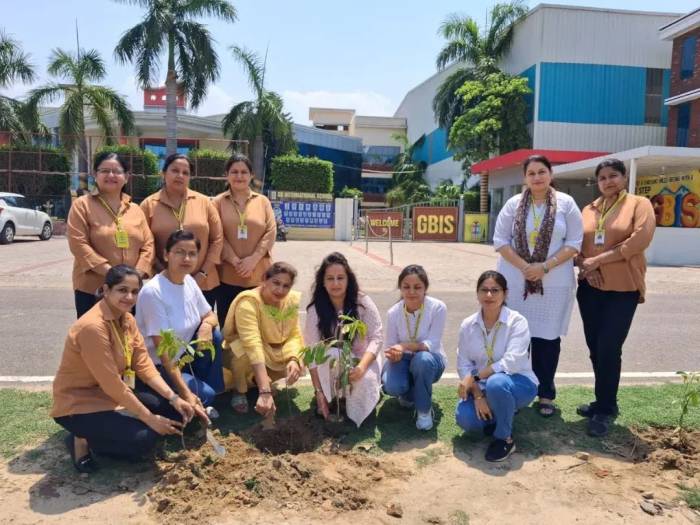 ਨਾਭਾ ਦੇ ਜੀ ਬੀ ਆਈ ਸਕੂਲ ਵਿਖੇ ਮਨਾਏ ਗਏ ਵਿਸ਼ਵ ਵਾਤਾਵਰਨ ਦਿਵਸ ਦੀ ਤਸਵੀਰ 