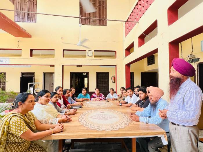 ਦਸਮੇਸ਼ ਸਕੂਲ ਬਿਲਾਸਪੁਰ ‘ਚ ਨਸ਼ਾ ਮੁਕਤ ਪੰਦਰਵਾੜਾ ਮਨਾਇਆ 