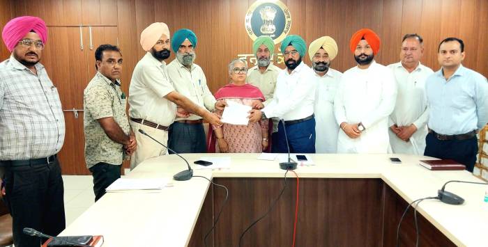 ਪੱਛੜੇ ਵਰਗਾਂ ਲਈ 27 ਪ੍ਰਤੀਸ਼ਤ ਰਾਖਵੇਂਕਰਨ ਲਈ ਮੁੱਖ ਮੰਤਰੀ ਨਾਲ ਗੱਲਬਾਤ ਕੀਤੀ ਜਾਵੇਗੀ : ਡਾ. ਮਲਕੀਤ ਸਿੰਘ