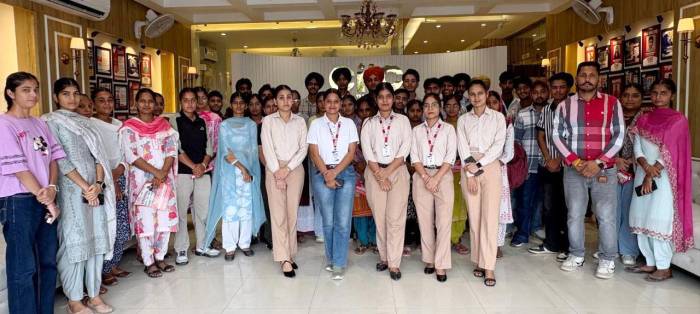 ਆਈਲੈਟਸ ਅਤੇ ਪੀ.ਟੀ.ਈ. ਦੀ ਇੱਕ ਮਹੀਨੇ ’ਚ ਤਿਆਰੀ ਕਿਵੇਂ ਕਰੀਏ, ਬਾਰੇ ਹੋਇਆ ਸੈਮੀਨਾਰ