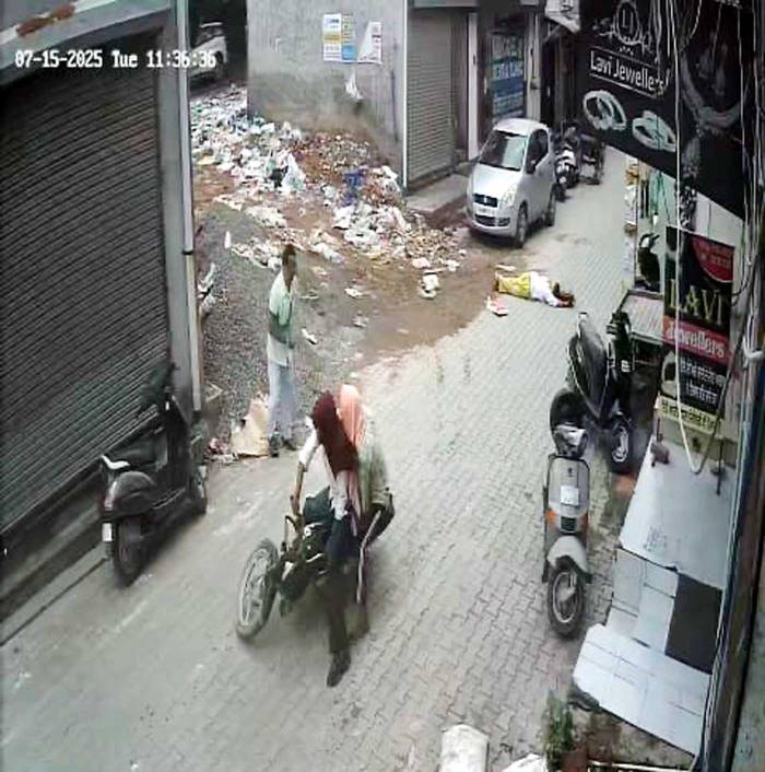 ‘ਚੋਰਾਂ ਅਤੇ ਲੁਟੇਰਿਆਂ ਦੇ ਹੌਂਸਲੇ ਬੁਲੰਦ’