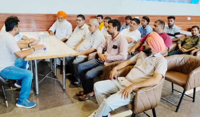 ਸਿਹਤ ਵਿਭਾਗ ਵਲੋਂ ਪ੍ਰੋਟੀਨ ਪਾਊਡਰ ਅਤੇ ਹੋਰ ਫੂਡ ਸਪਲੀਮੈਂਟ ਕੀਤੀ ਗਈ ਜਾਂਚ ਅਤੇ ਭਰੇ ਗਏ ਸੈਂਪਲ: