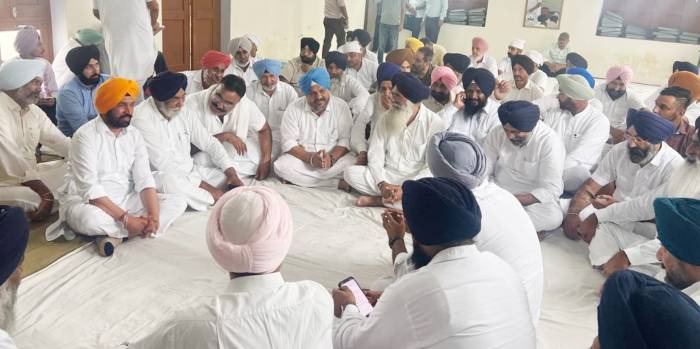 ਜ਼ਿਲ੍ਹਾ ਪ੍ਰਧਾਨ ਦੀ ਨਿਯੁਕਤੀ ਸਬੰਧੀ ਵਿਸੇਸ਼ ਮੀਟਿੰਗ ਦਾ ਆਯੋਜਨ ਹੋਇਆ