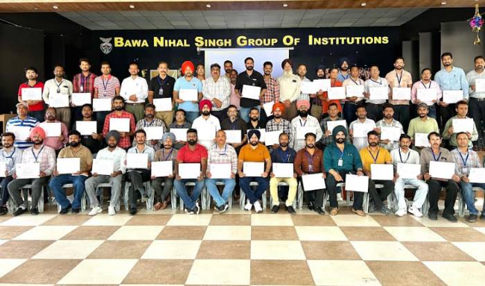 ਵਿਧਾਨ ਸਭਾ ਹਲਕਾ 086 ਦੇ ਬੀ ਐਲ ਓ ਸਾਹਿਬਾਨ ਦੀ ਟਰੇਨਿੰਗ ਮੁਕੰਮਲ