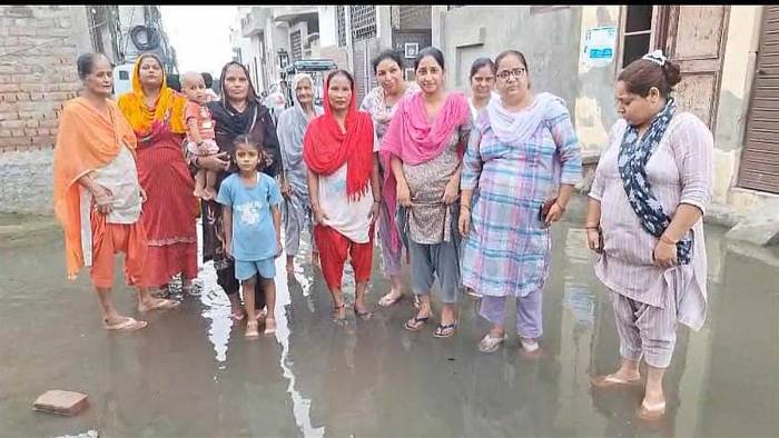 ਮੀਟਿੰਗਾਂ ’ਚ ਚਰਚਾ ਤੱਕ ਹੀ ਸੀਮਤ ਰਹੀ ਮੌਨਸੂਨ ਲਈ ਤਿਆਰੀਆਂ, ਕਈ ਖੇਤਰ ਹਾਲੇ ਵੀ ਪਾਣੀ ’ਚ ਡੁੱਬੇ