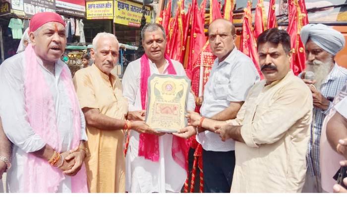 ਮੁਕਤਸਰ ਲੰਗਰ ਕਮੇਟੀ ਵੱਲੋਂ ਕੱਢੀ ਗਈ ਸ਼ੋਭਾਯਾਤਰਾ