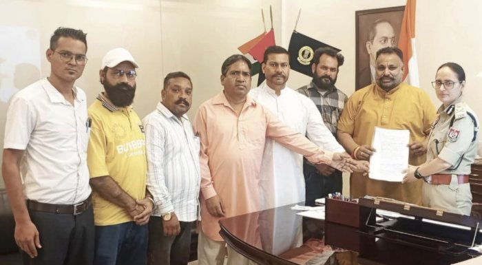 ਸ਼ਰਾਰਤੀ ਅਨਸਰਾਂ ਵੱਲੋਂ ਸਤਿਗੁਰੂ ਕਬੀਰ ਮੰਦਰ ‘ਤੇ ਕਬਜ਼ਾ ਕਰਨ ਦੀ ਕੋਸ਼ਿਸ਼, ਮੇਘ ਕਬੀਰਪੰਥ ਸਮਾਜ ਵਿੱਚ ਗੁੱਸੇ ਦੀ ਲਹਿਰ