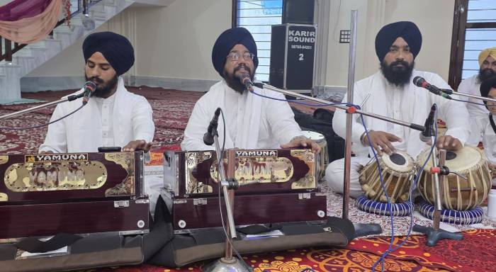 ਗੁਰਦੁਆਰਾ ਸਾਹਿਬ ਠੱਟਾ ਨਵਾਂ ਵਿਖੇ ਧਾਰਮਿਕ ਸਮਾਗਮ ਦਾ ਆਯੋਜਨ  ਸੰਤ ਮਹਾਂਪੁਰਸ਼ ਤੇ ਵੱਡੀ ਗਿਣਤੀ ਵਿੱਚ ਸੰਗਤਾਂ ਹੋਈਆਂ ਨਤਮਸਤਕ