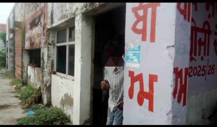 ਸਥਾਨਕ ਪੁਲਿਸ ਚੌਕੀ ਦਾ ਇੰਚਾਰਜ ਤੇ ਕਰਮਚਾਰੀ ਬੇਖ਼ਬਰ 