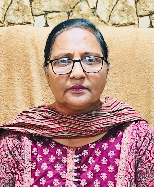 ਇੱਕ ਔਰਤ ਹੋਣ ਦੇ ਨਾਤੇ ਮਰਦਾ ਤੋ ਵੱਧ ਭੂਮਿਕਾ ਨਿਭਾਅ ਰਹੇ ਸਿਵਲ ਸਰਜਨ।