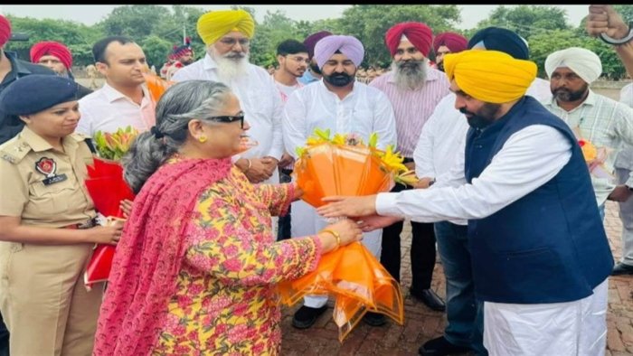 ਆਜ਼ਾਦੀ ਸਮਾਗਮਾਂ ਮੌਕੇ ਸ਼ਾਮਲ ਹੋਣ ਲਈ ਫਰੀਦਕੋਟ ਪੁੱਜੇ ਮੁੱਖ ਮੰਤਰੀ