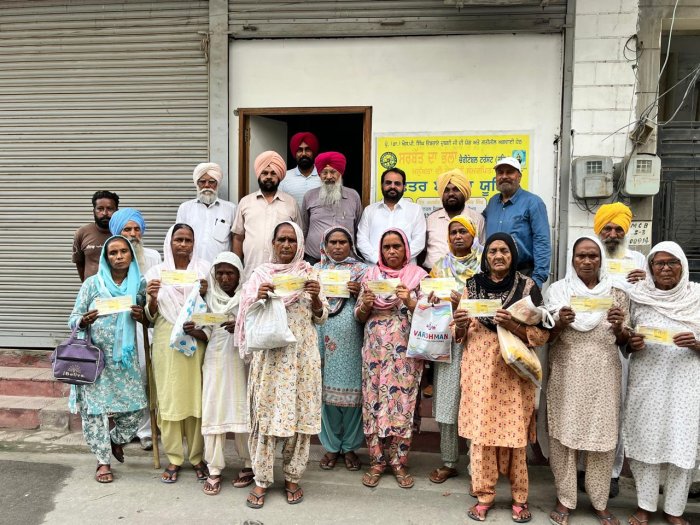 Sarbat Da Bhala Charitable Trust Celebrates Independence Day by Distributing Pensions to the Needy