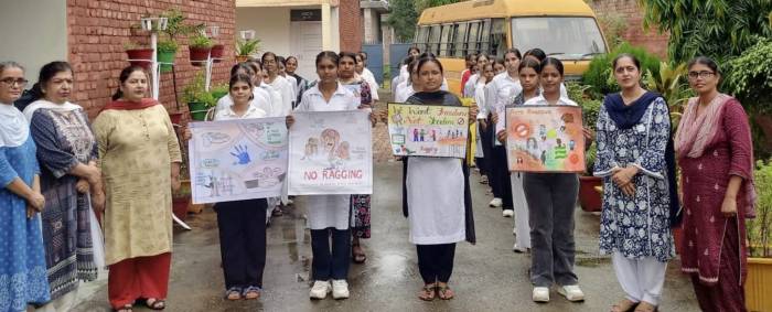 ਐੱਸ ਡੀ ਕਾਲਜ ਫਾਰ ਵੂਮੈਨ ‘ਚ ਐਂਟੀ ਰੈਗਿੰਗ ਸਪਤਾਹ ਮਨਾਇਆ 