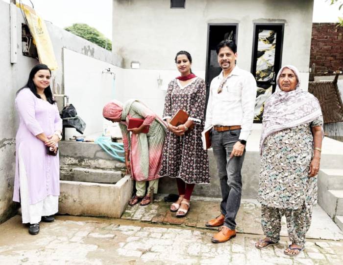 ਡੇਂਗੂ ਤੋਂ ਬਚਾਅ ਲਈ ਲੋਕਾਂ ਨੂੰ ਕੀਤਾ ਜਾਗਰੂਕ