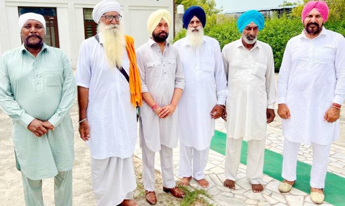 ਆਮ ਆਦਮੀ ਪਾਰਟੀ ਦੇ ਲੀਡਰਾਂ ਦੇ ਗੈਰ ਸੰਵਿਧਾਨਕ ਭਾਸ਼ਣ ਉਨ੍ਹਾਂ ਦੇ ਮਨਸੂਬਿਆਂ ਨੂੰ ਉਜ਼ਾਗਰ ਕਰਦੇ ਹਨ: ਹਨੀ ਫੱਤਣਵਾਲਾ